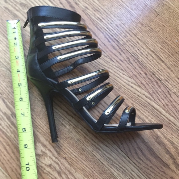 New Wild Diva strappy heels - Picture 8 of 9